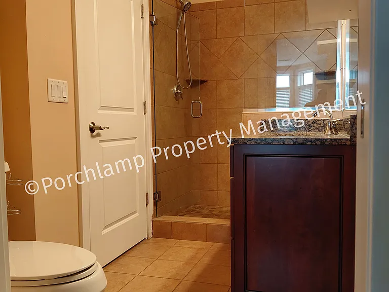 430 Union Ave NE #211 — Photo 11