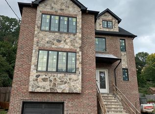 407 Saint George Rd, Staten Island, NY 10306