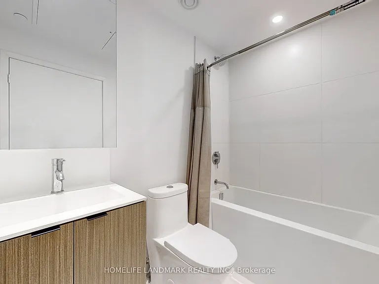 20 Edward St #616 — Photo 29