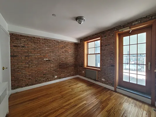 Rented by ONE Manhattan Real Estate | media 7