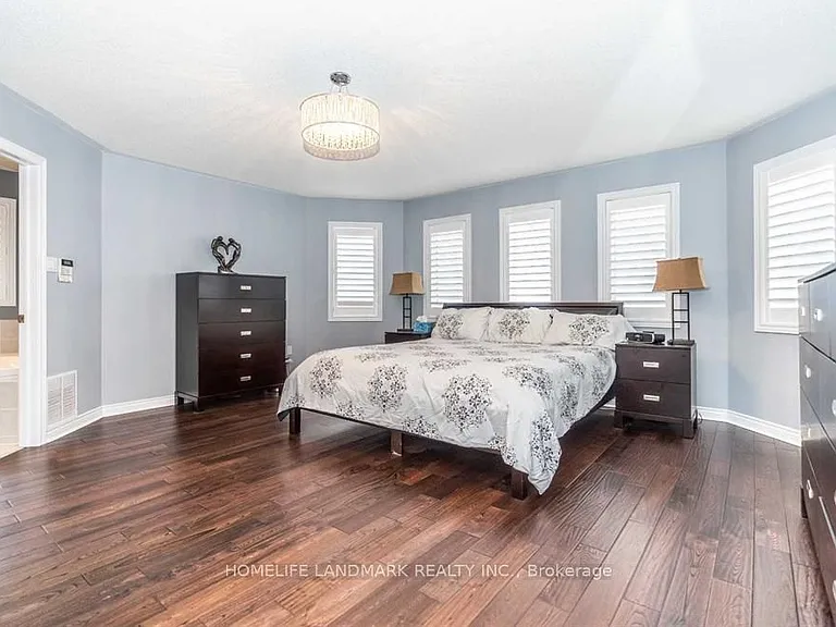 66 Woodcock Ave #MAIN UPPER — Photo 18