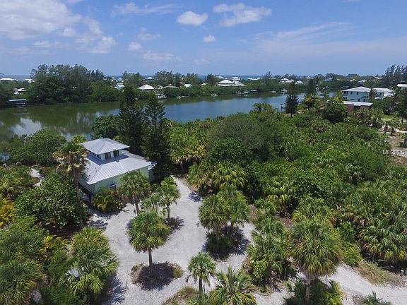 2nd image of 291 Kettle Harbor Dr