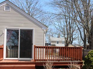 64 Pilgrim Ave, Wareham, MA 02571