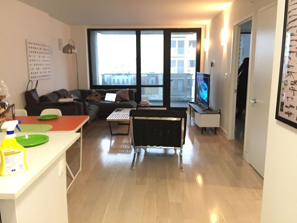 1st image of 2733 21st St