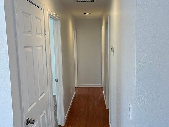 4th image of 4515 Aragon Dr APT 3