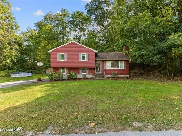 1684 Julianne Drive, Castleton, NY 12033