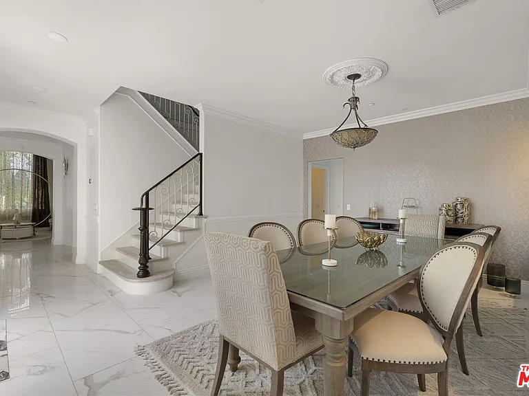 21615 Medina Estates Dr — Photo 13
