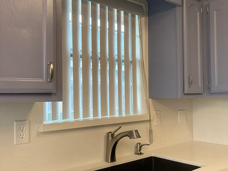 910 English Ave — Photo 11