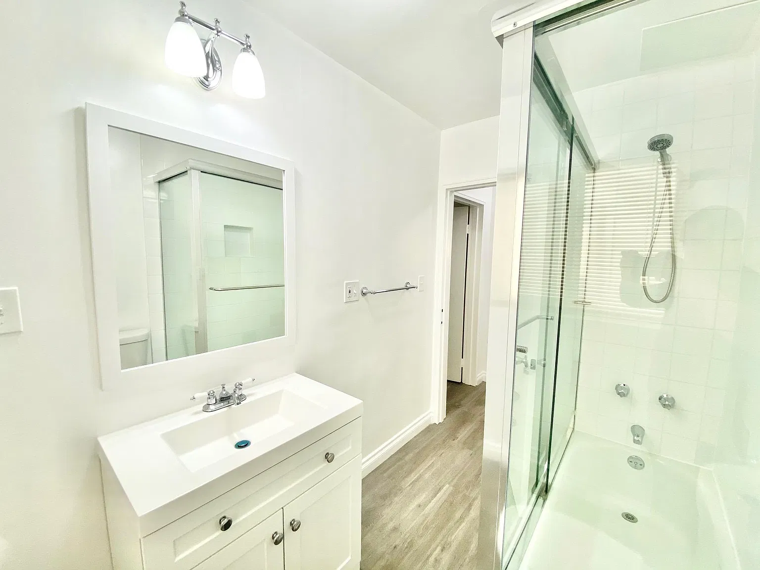 1 bed, 700 sqft, $2,950 — Photo 4