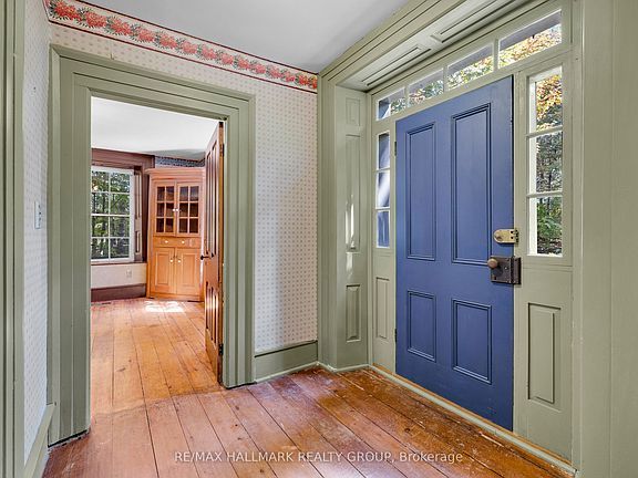 5th image of 30 Ballycanoe Rd