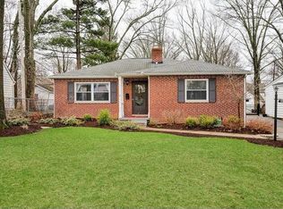 97 W North St, Worthington, OH 43085