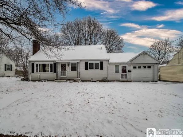 42 Widrig Ave, Jamestown, NY 14701