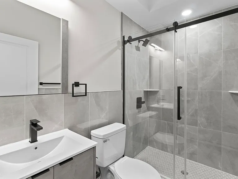 2624 Trenton Ave #307 — Photo 26