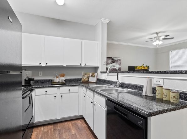 4411 Kinsey Dr APT 924