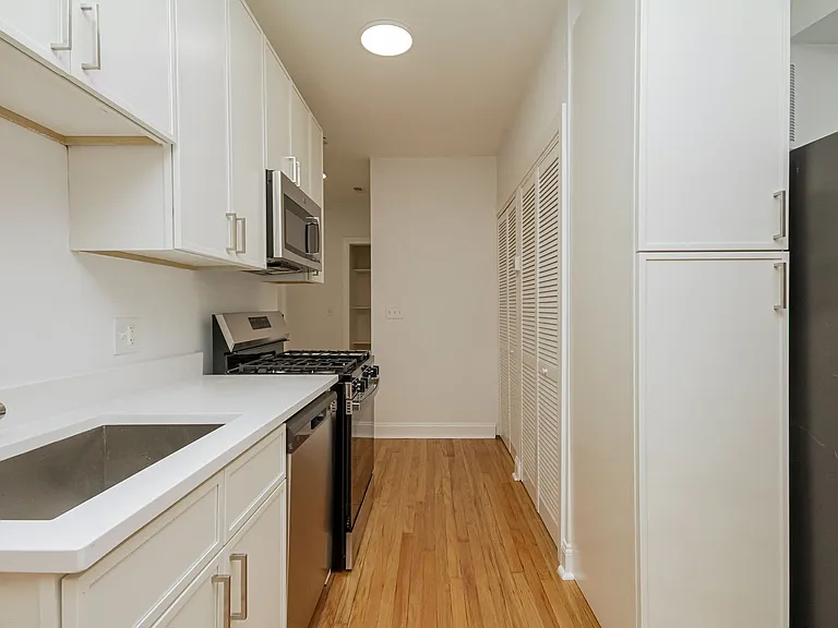37 SQUARE APARTMENTS — Photo 21