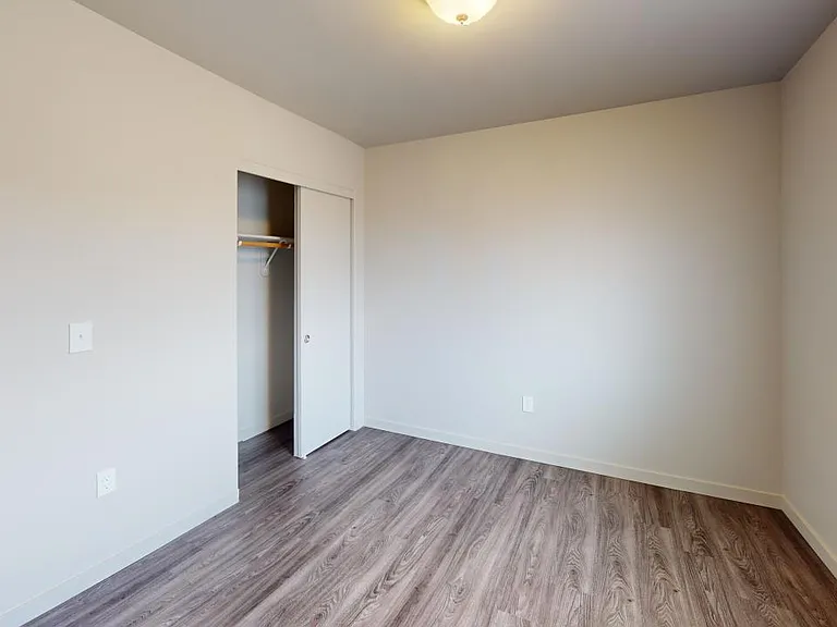 217 Stockton Ave — Photo 12