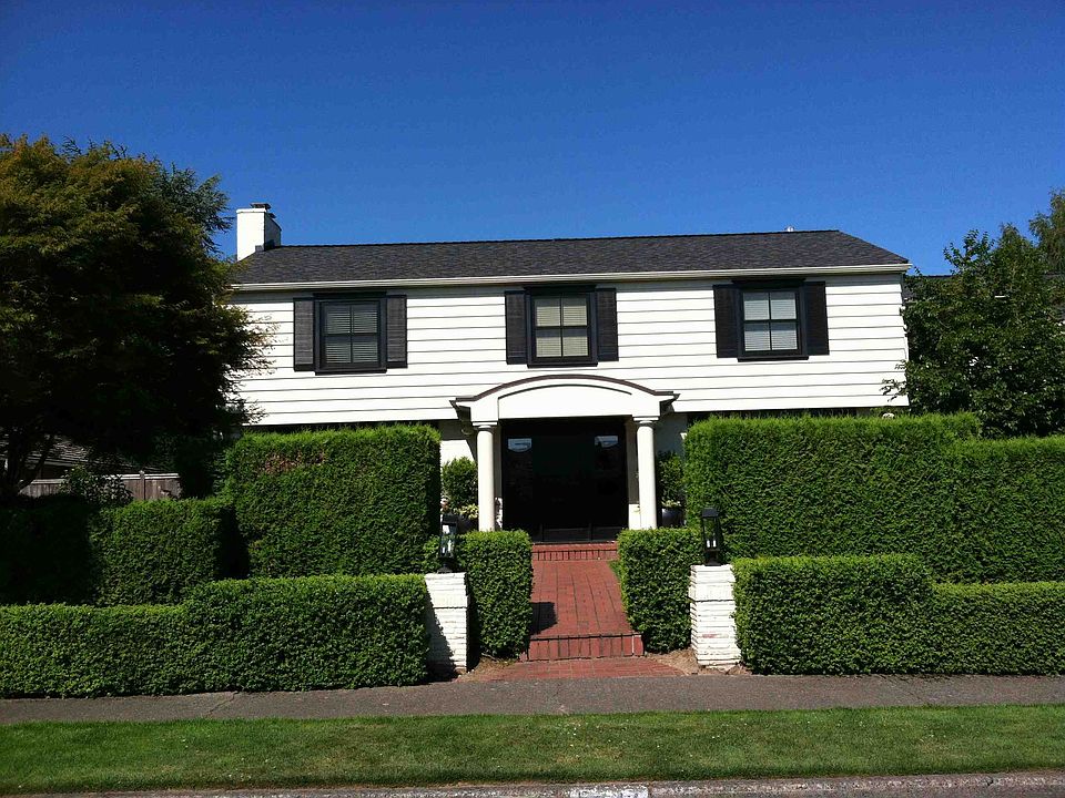 2nd image of 5737 63rd Ave NE