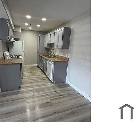2 bed, 976 sqft, $1,655 — Photo 2