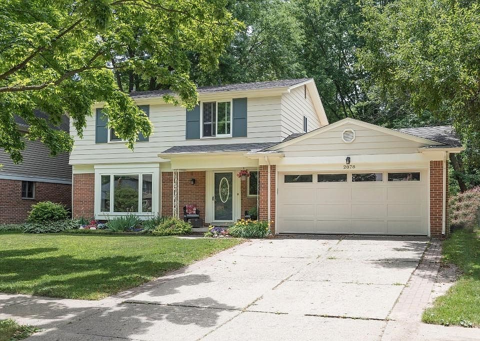 1st image of 2878 Baylis Dr