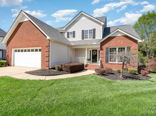 2717 Lexington Pointe Pl, Matthews, NC 28104