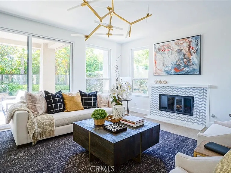 15 Bay Cove Ln #65 — Photo 3