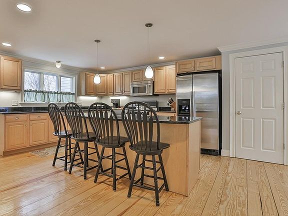 5th image of 17 Oakland St #17