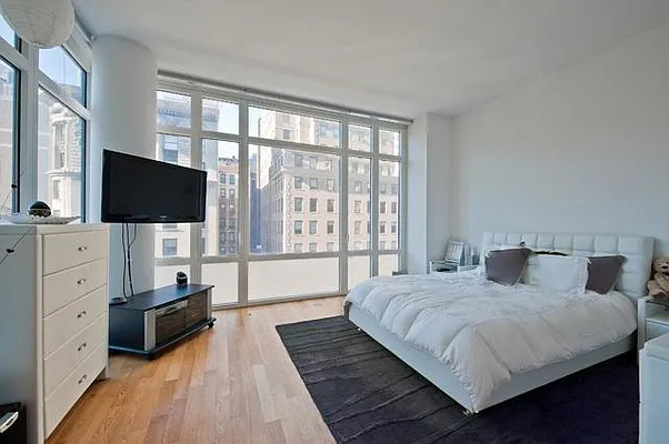 Sold by Keller Williams NYC | media 10