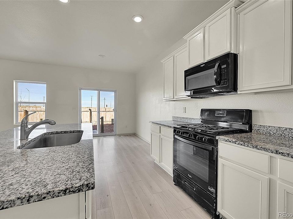 1st image of 307 Thomas Avenue