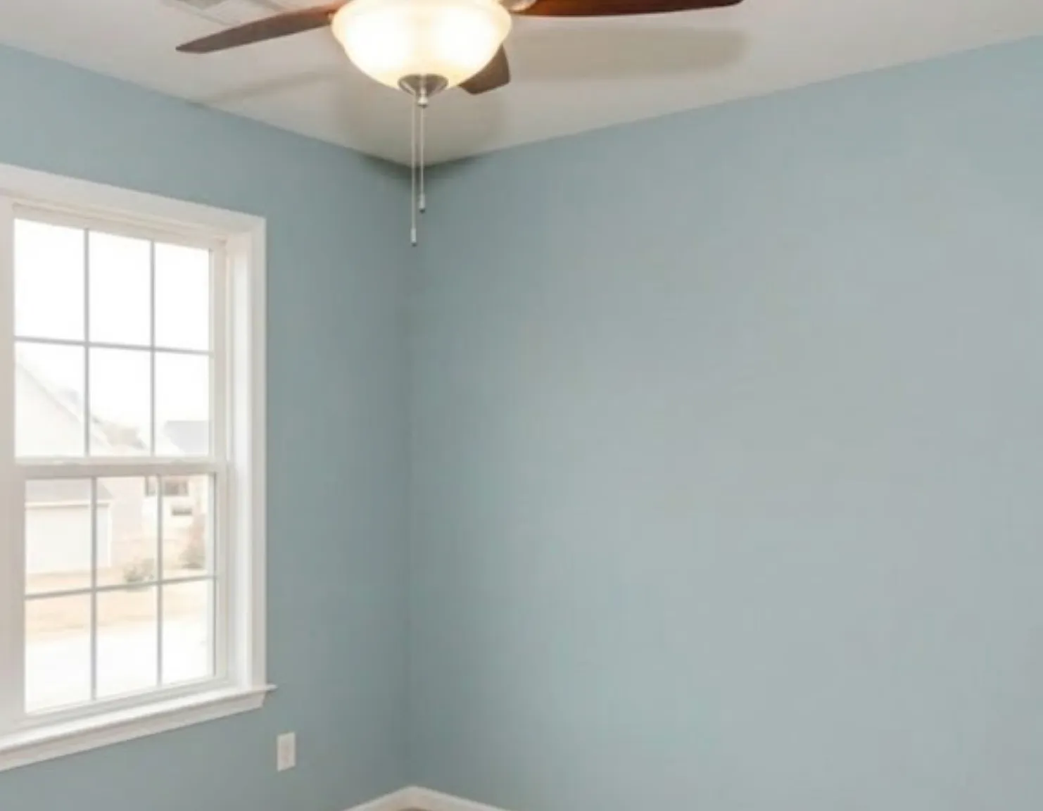 4 bed, 2562 sqft, $1,150 — Photo 2