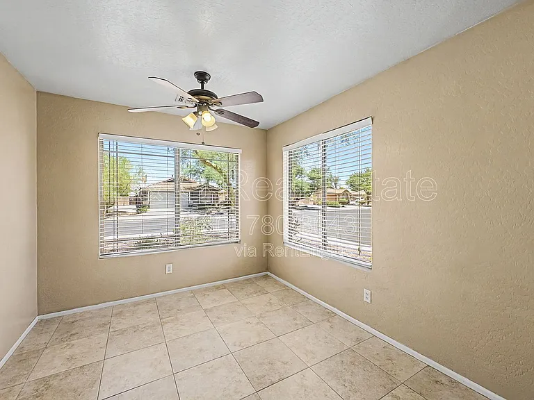 13153 W Mauna Loa Ln — Photo 15