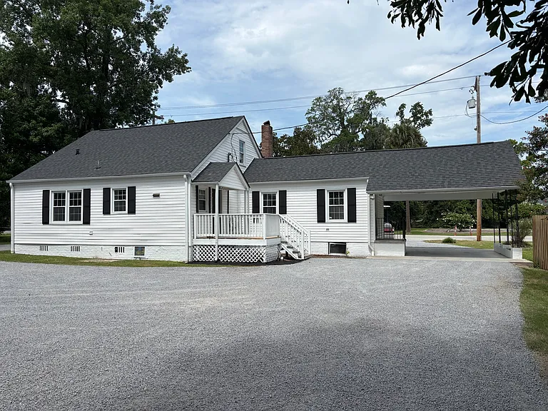 202 Carolina Ave — Photo 14