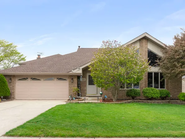9040 Frances Ln, Orland Park, IL 60462