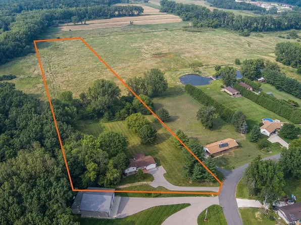 5442 Broken Bow Road, Sun Prairie, WI 53590