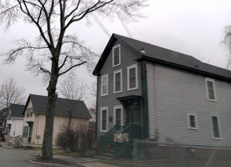 2nd image of 10 Baker St