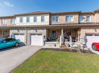 7794 White Pine Cres, Niagara Falls, ON L2H 3R4