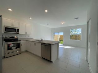 1825 SE 27th Rd, Homestead, FL 33035