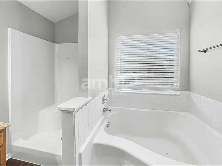 10529 Williamswoods Dr — Photo 12