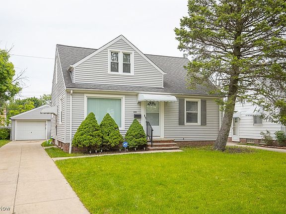 2nd image of 13611 Shady Oak Blvd