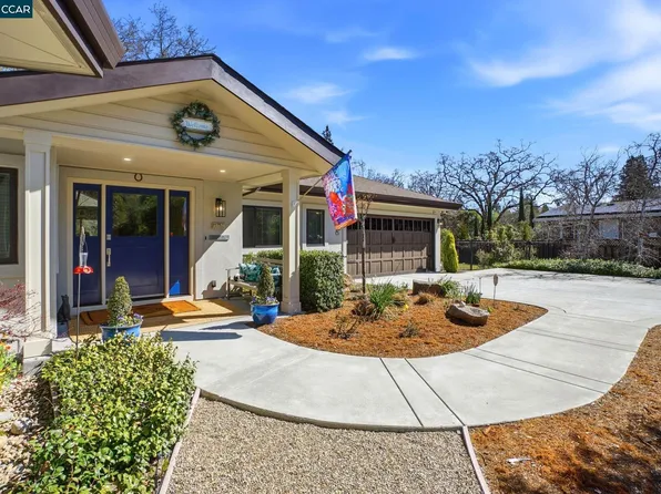 8 Simo St, Alamo, CA 94507