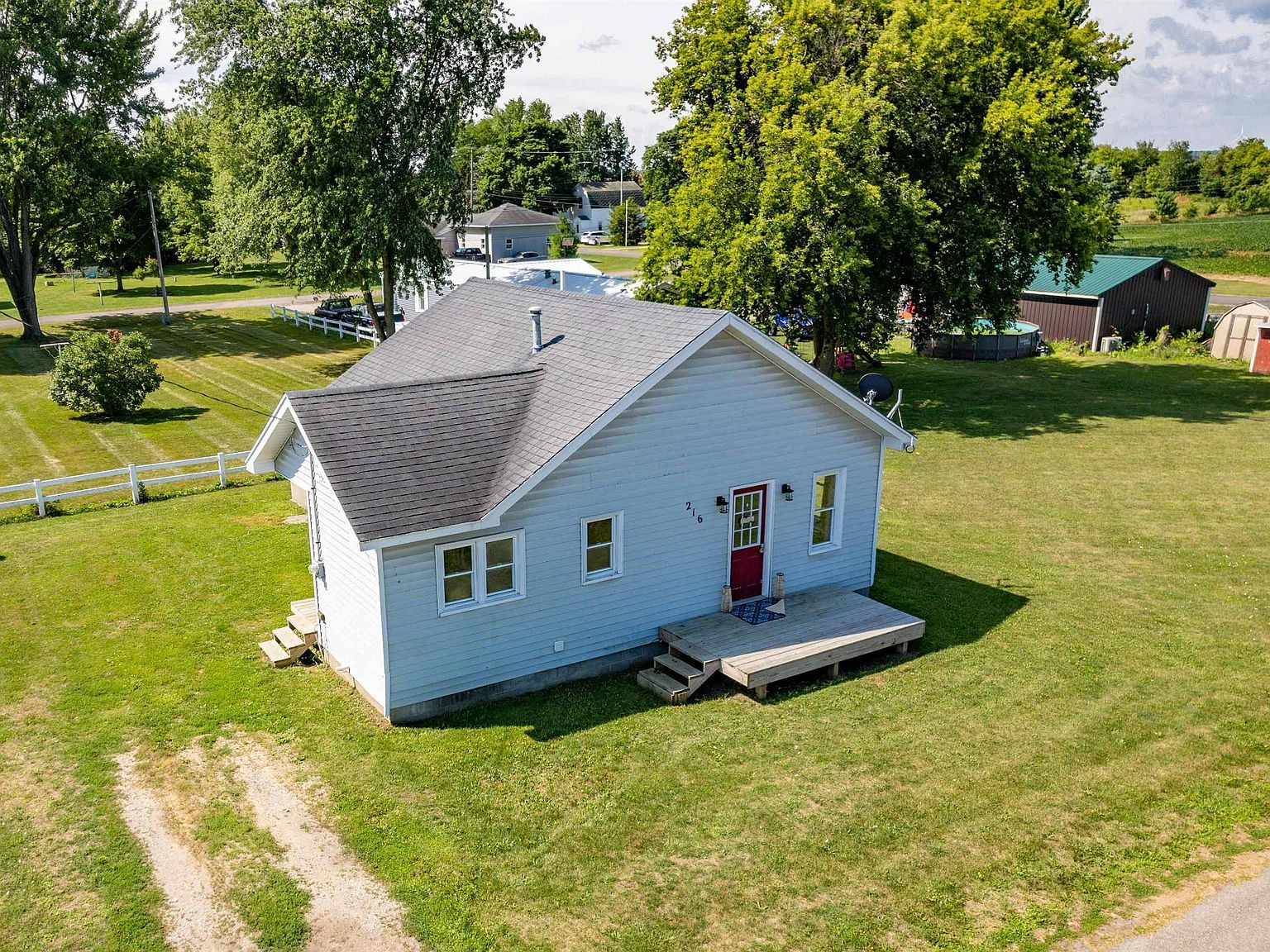 216 Naldrett St Middleton MI 48856 MLS 1919048 Zillow