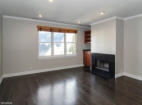 4th image of 2843 N Lincoln Ave APT 209