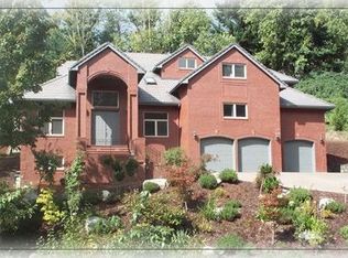 8431 NW Timber Ridge Ct, Portland, OR 97229