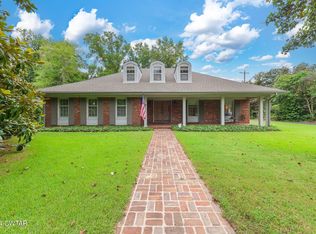 134 Pine Tree Dr, Jackson, TN 38301