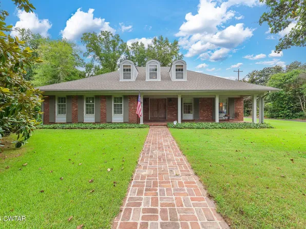 134 Pine Tree Dr, Jackson, TN 38301