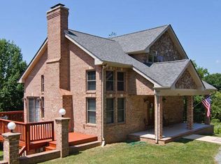 496 Hawksbill Park Rd, Stanley, VA 22851