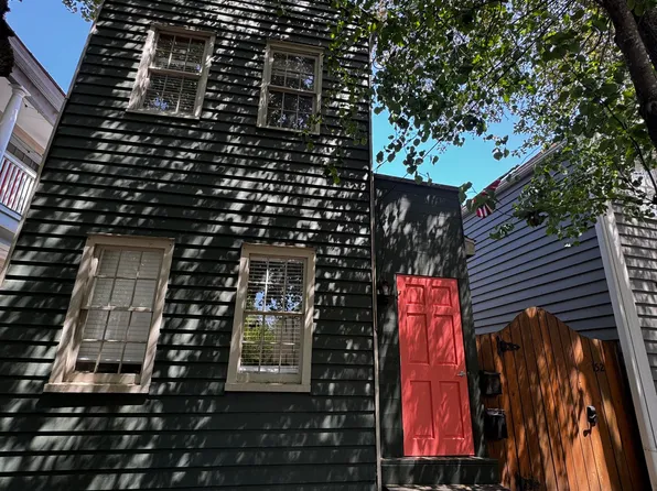 152 Coming St, Charleston, SC 29403