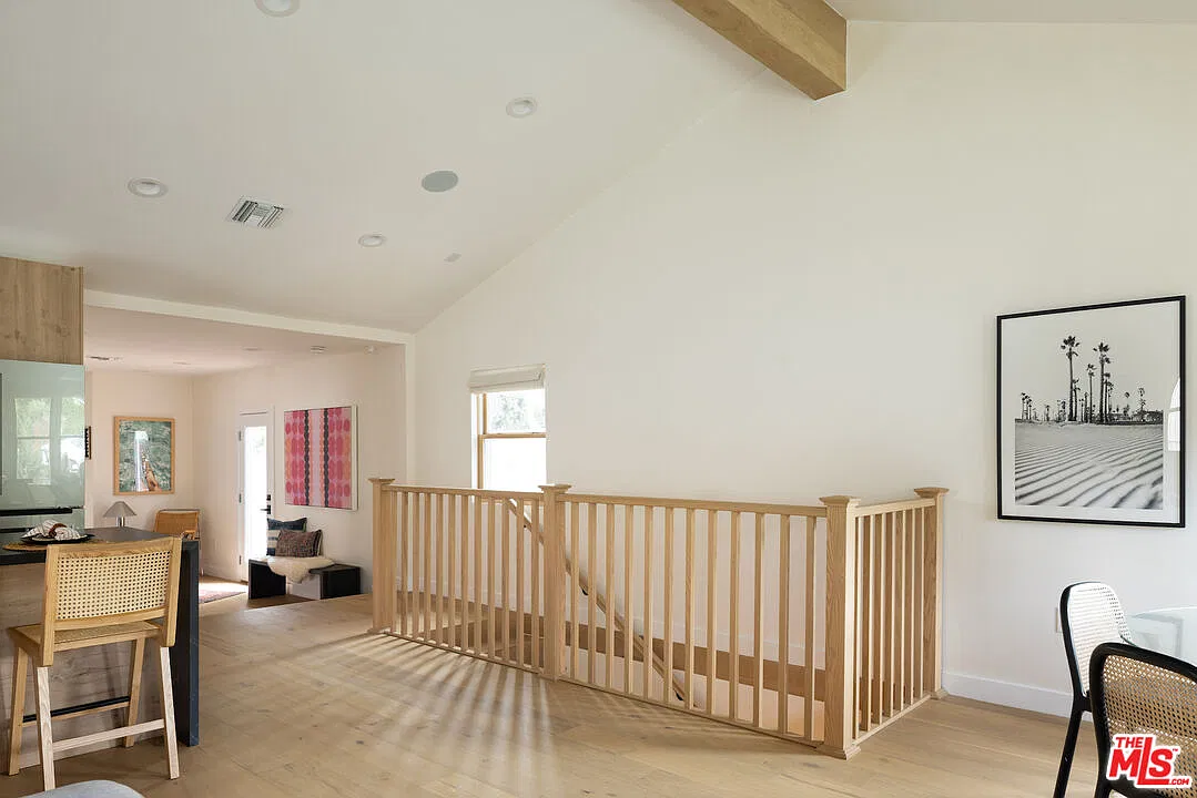 3 bed, 5.0 bath, 2200 sqft, $6,500 — Photo 3