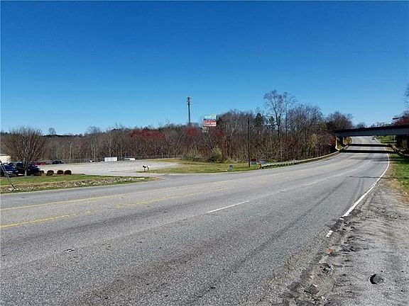 2nd image of 255 Us Highway 70 SE