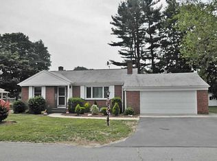 3 Beach St, North Providence, RI 02904