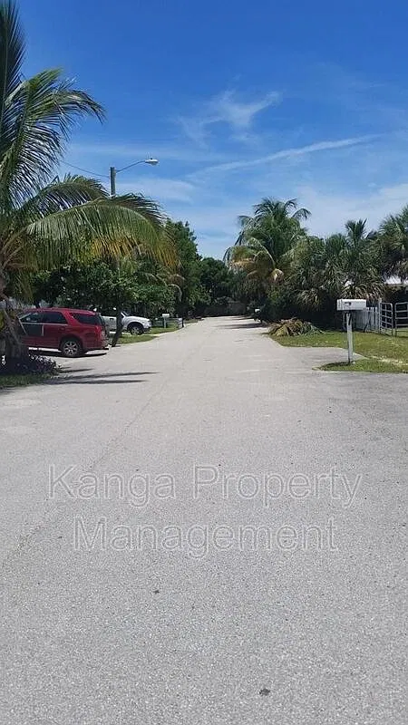 Studio, 1.0 bath, 450 sqft, $1,375 — Photo 4